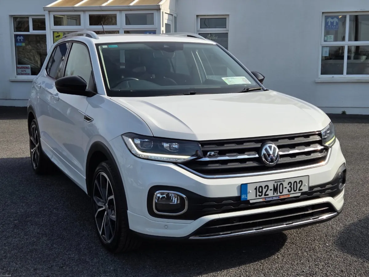 Volkswagen T-Cross R-LINE 1.0 TSI MANUAL 6SPEED FW - Image 2