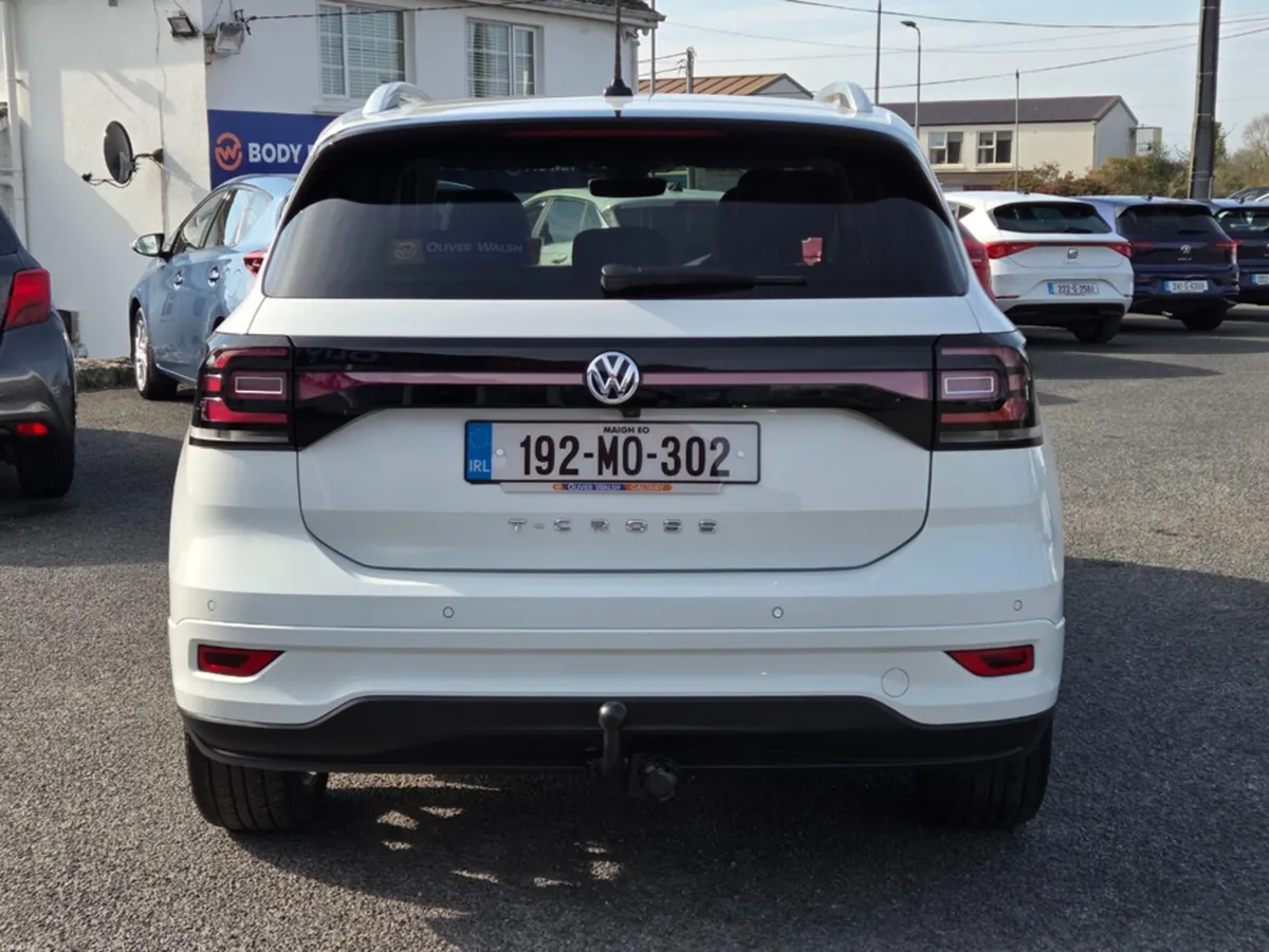 Volkswagen T-Cross R-LINE 1.0 TSI MANUAL 6SPEED FW - Image 4