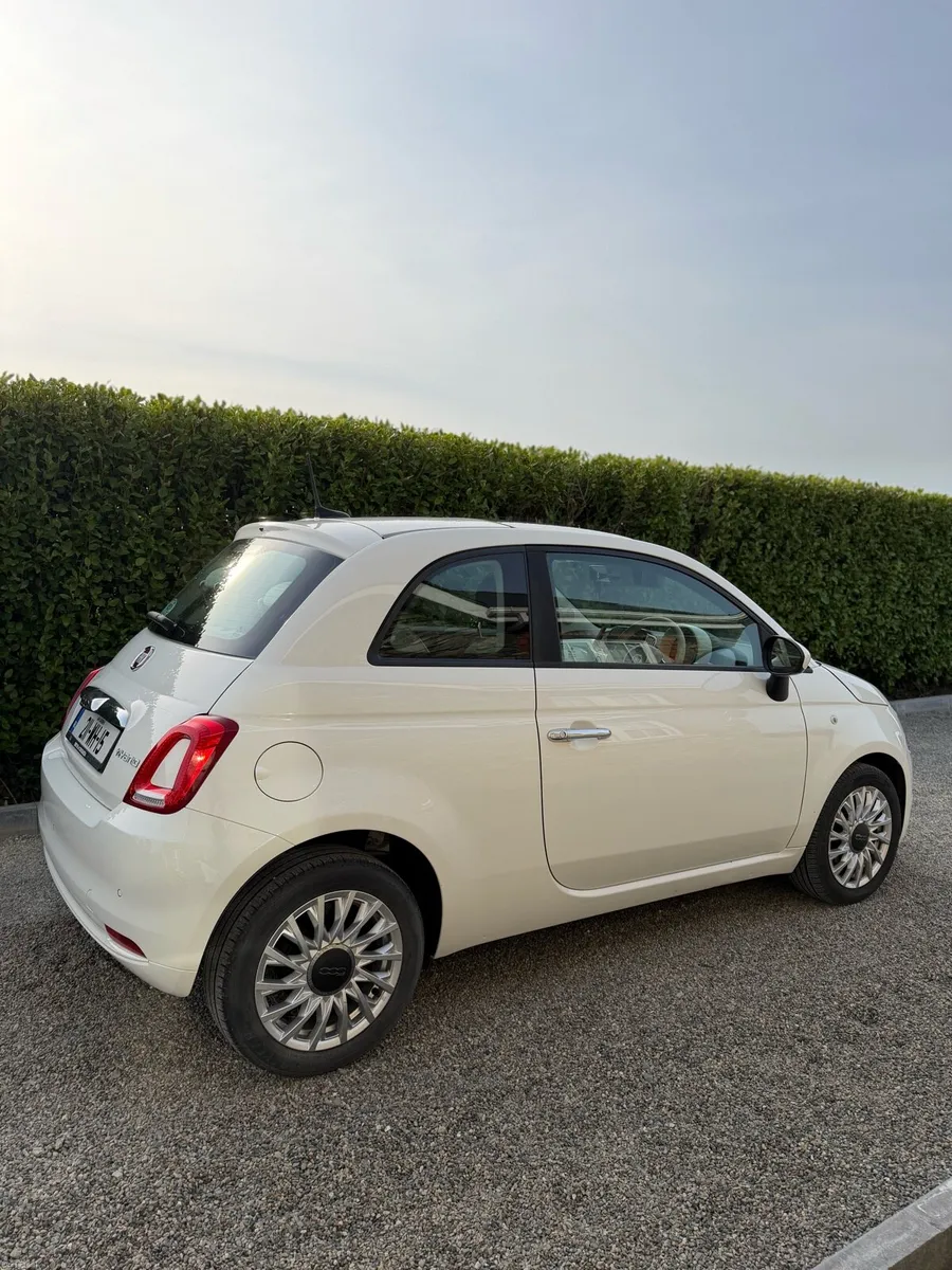 2021 Fiat 500 1.0L Mild-Hybrid Lounge – White - Image 4