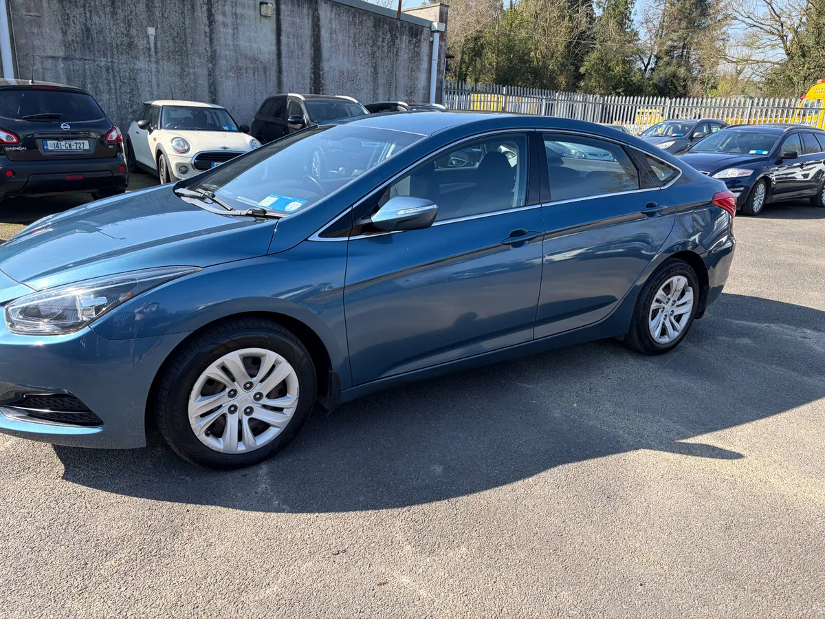 Hyundai i40 CRDI 2015, Comfort 1.7 Diesel - Image 4