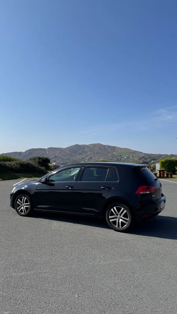 Volkswagen Golf - Image 4
