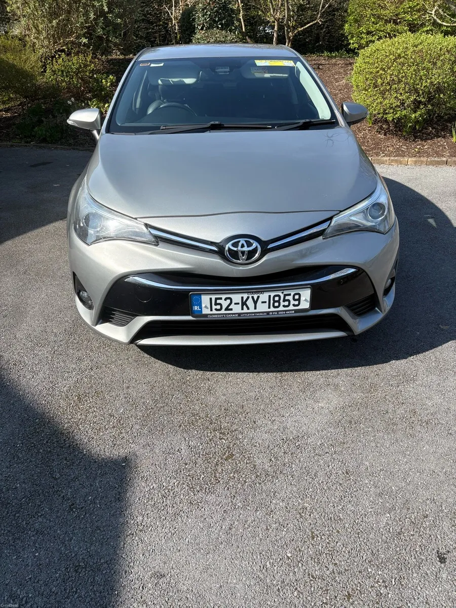 2015 Toyota Avensis 2.0 D4D - Image 1