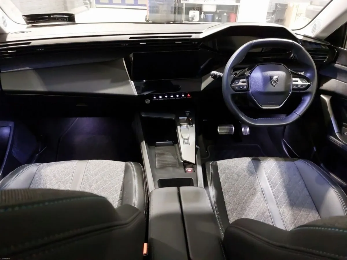 Peugeot 408 1.2 Puretech 130bhp Auto Allure - Image 3