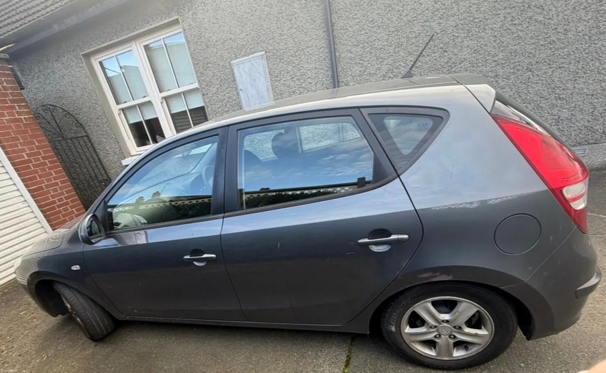 Hyundai i30 2009 - Image 3