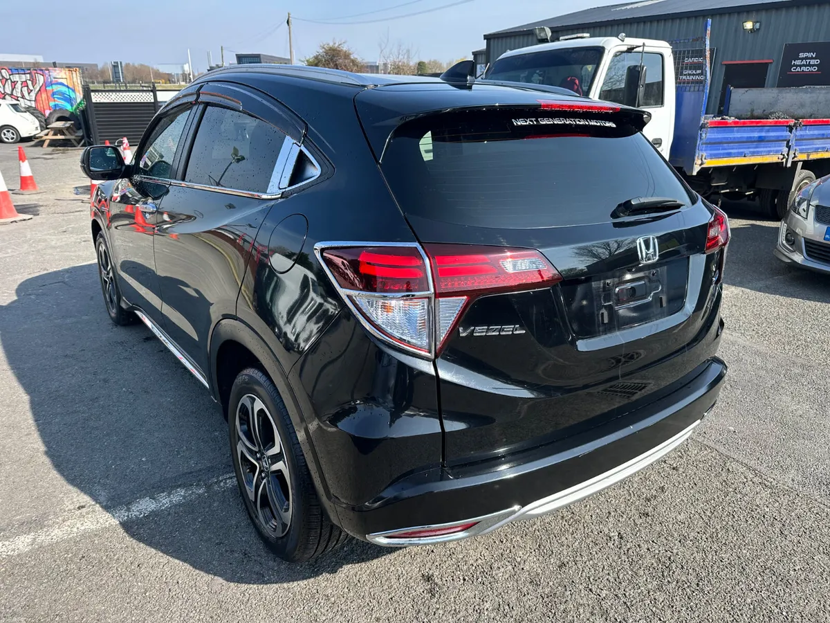 2015 HONDA VEZEL BIEGE LEATHER INTERIOR FRESH NCT - Image 3