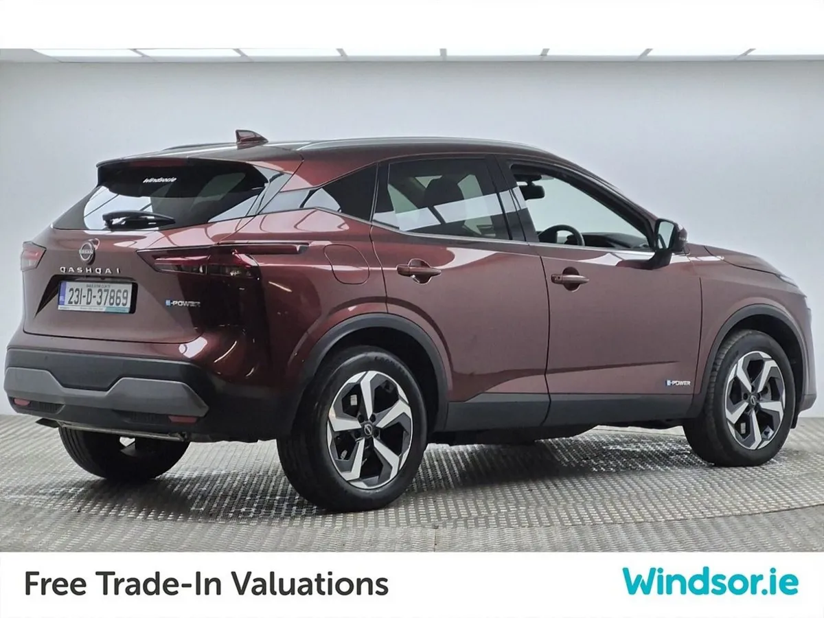 Nissan Qashqai ePower SV Premium low mileage - Image 2
