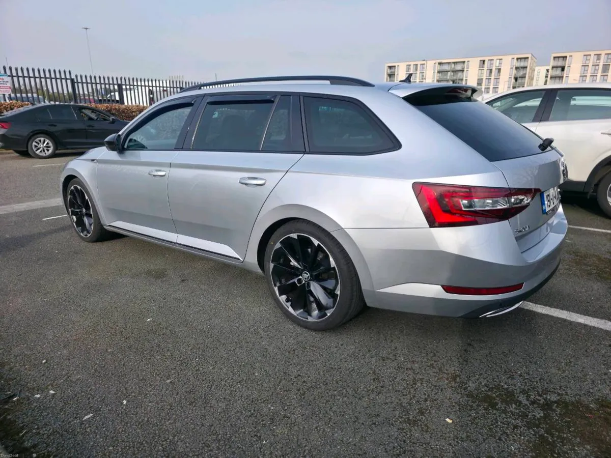 Škoda Superb SportLine Plus 2.0 TDI 190HP - Image 3