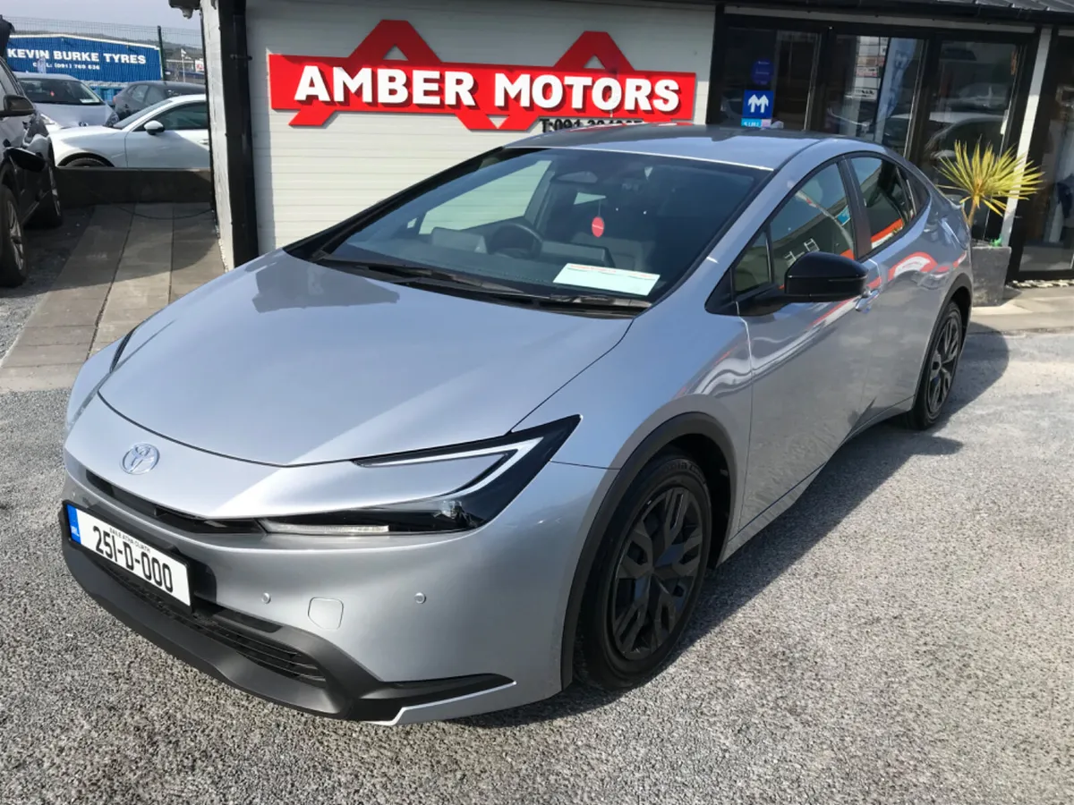 2025 TOYOTA PRIUS SELF CHARGE HYBRID AUTO - Image 2