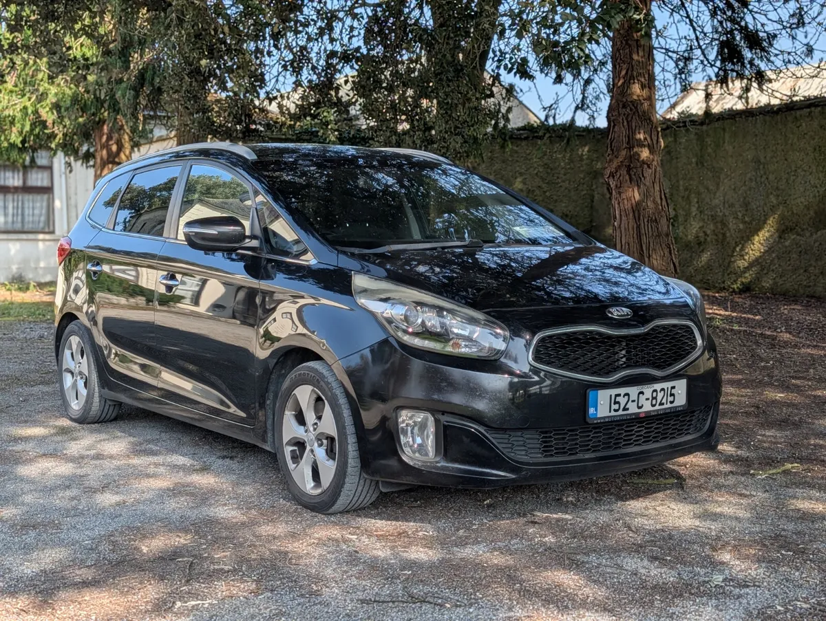 2015 Kia Carens 1.7 Diesel 7 seater - Image 1