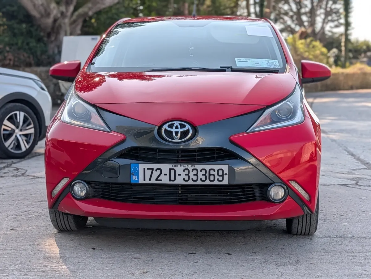 2017 Toyota Aygo 1.0 Petrol x-play - Image 3