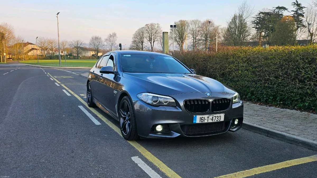 2016 bmw 520d. M-Sport Plus automatic - Image 3
