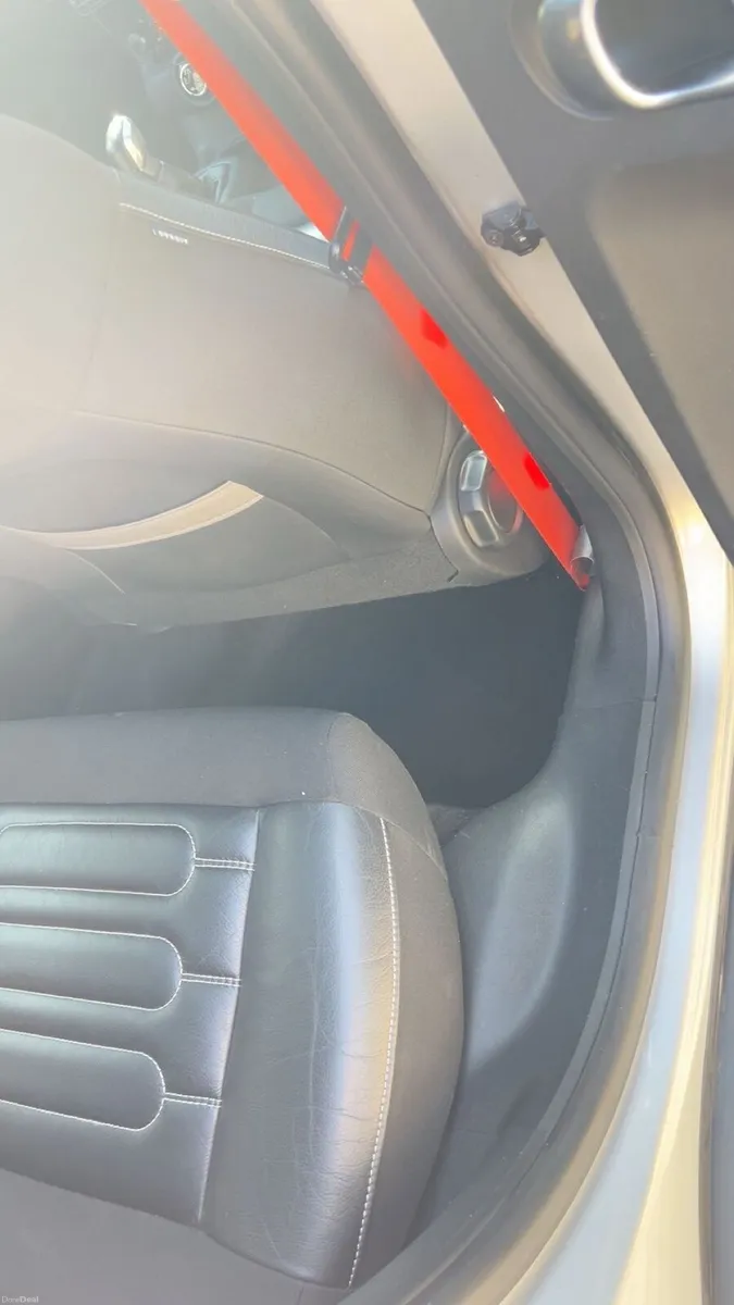 2017 Citreon C4 Cactus Mint. - Image 3