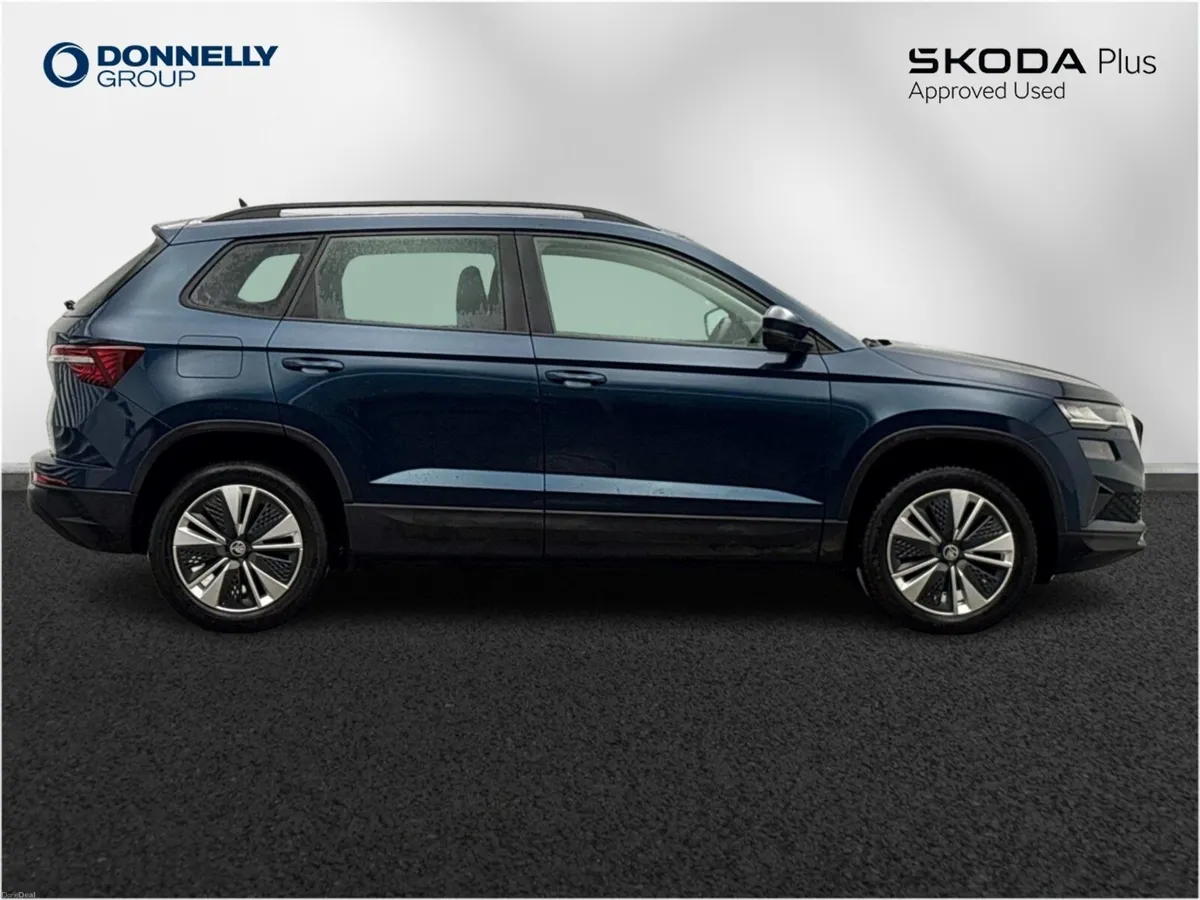 Skoda KAROQ Estate SE Drive - Image 4