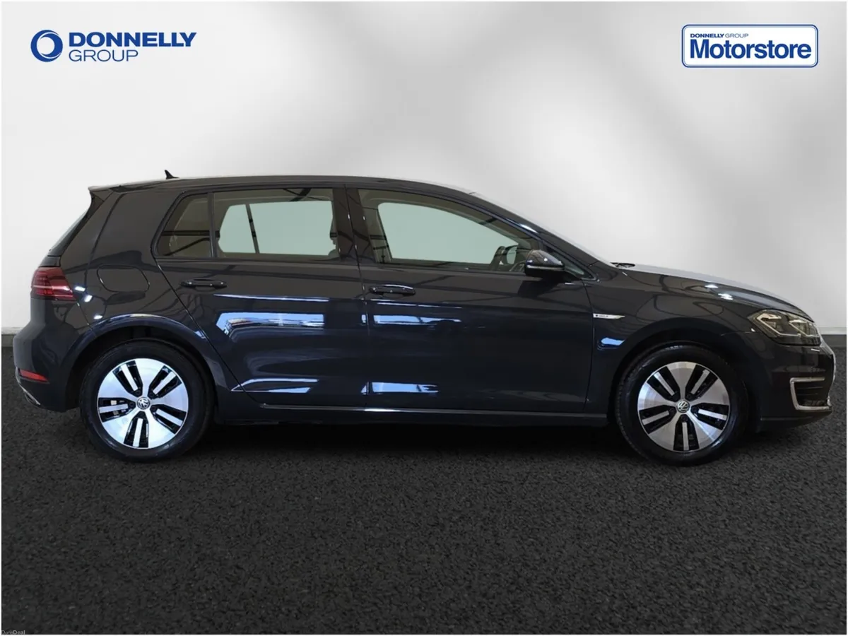 Volkswagen Golf Electric Hatchback e- - Image 3