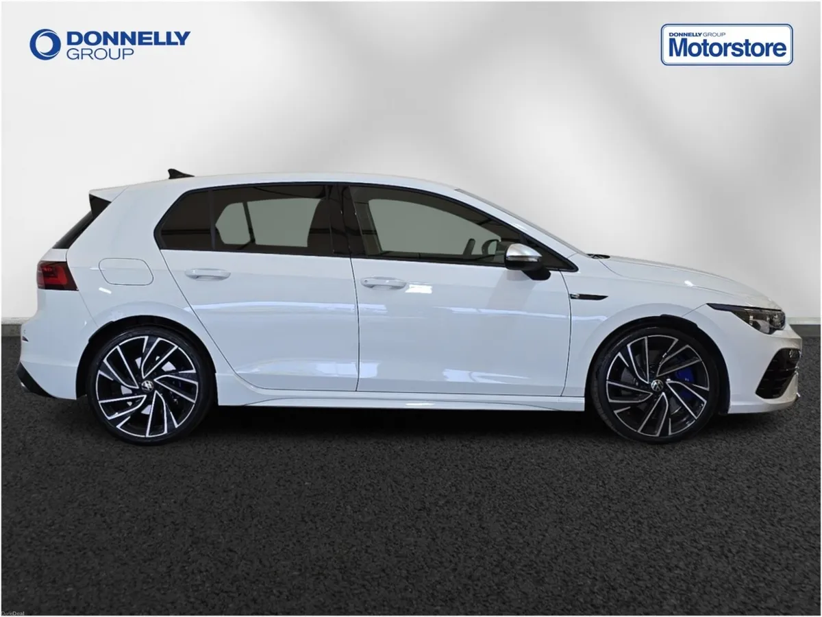 Volkswagen Golf Hatchback R - Image 3
