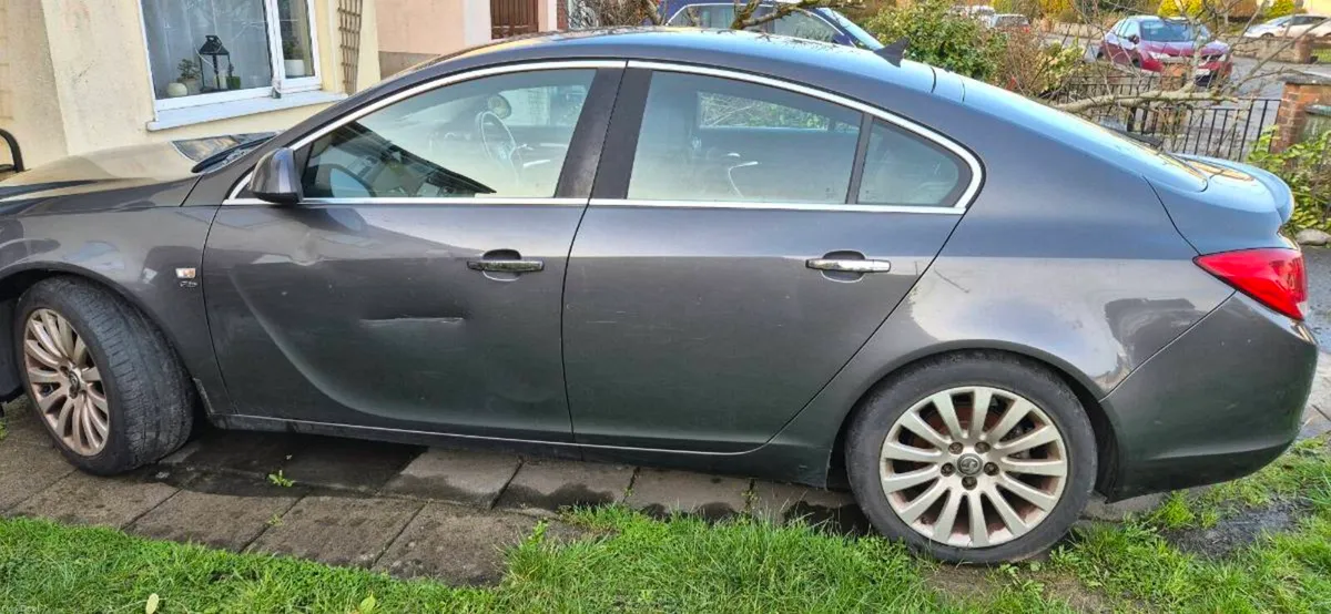 Vauxhall Insignia - Image 3