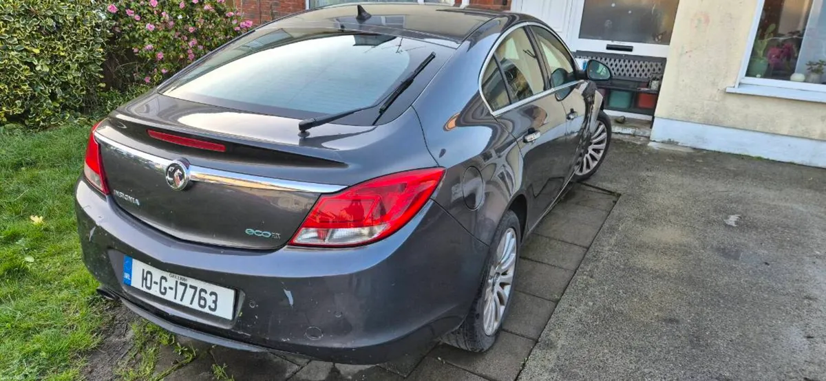 Vauxhall Insignia - Image 2