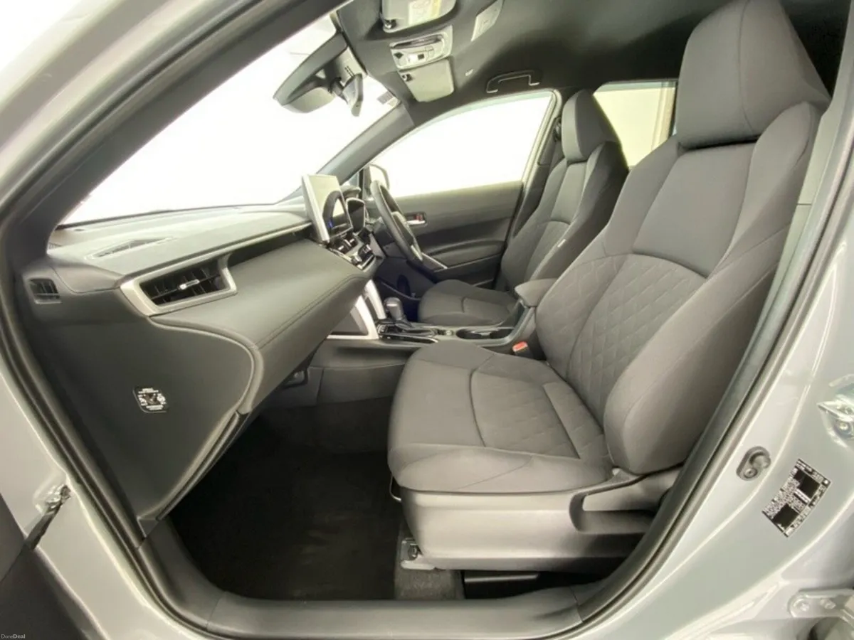 Toyota Corolla Cross Sport Hybrid - Image 6