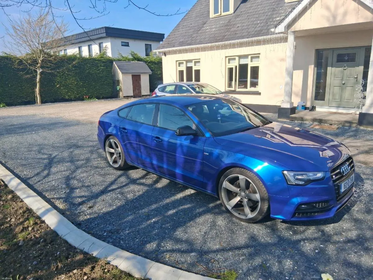 Audi A5 2.0 Black Edition - Image 2