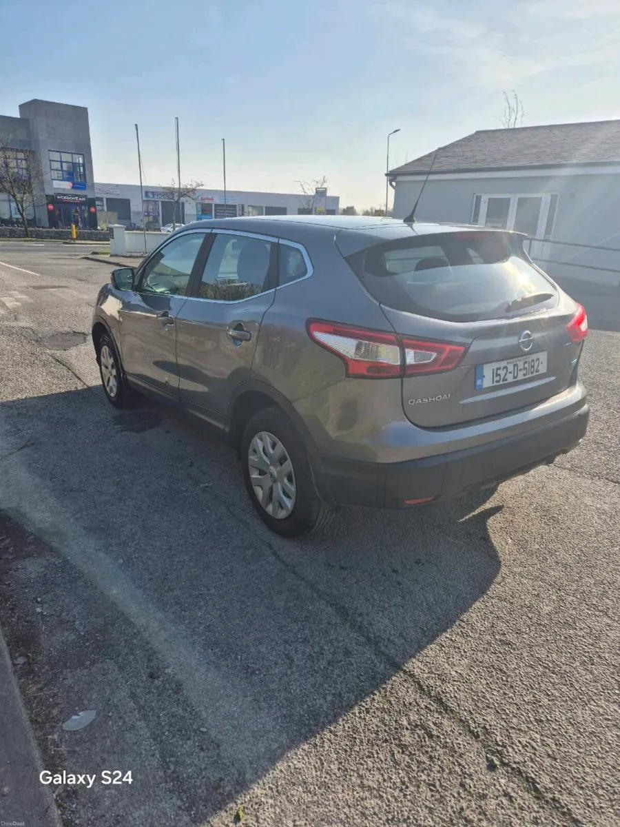 Nissan  Quashqai Diesel 2015 - Image 4