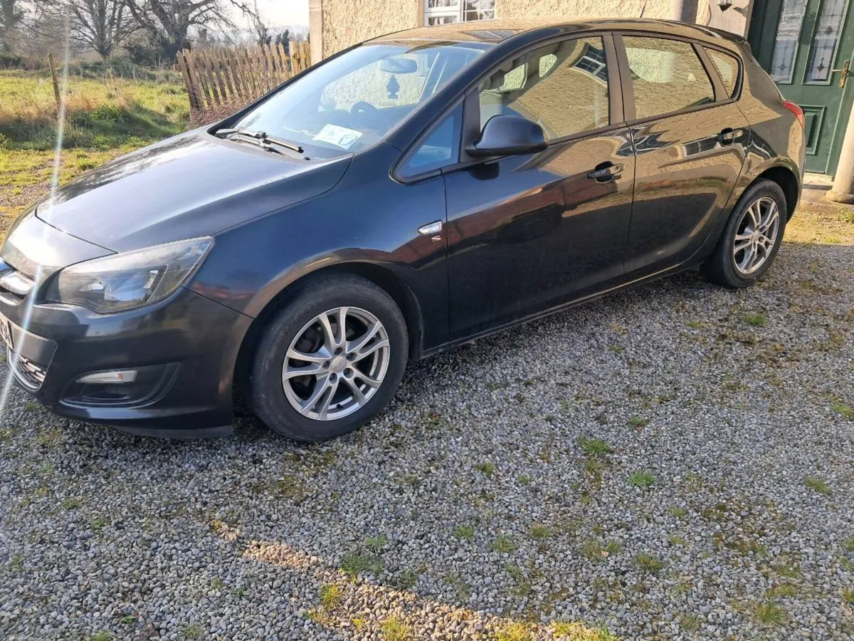 2014 opel astra - Image 4