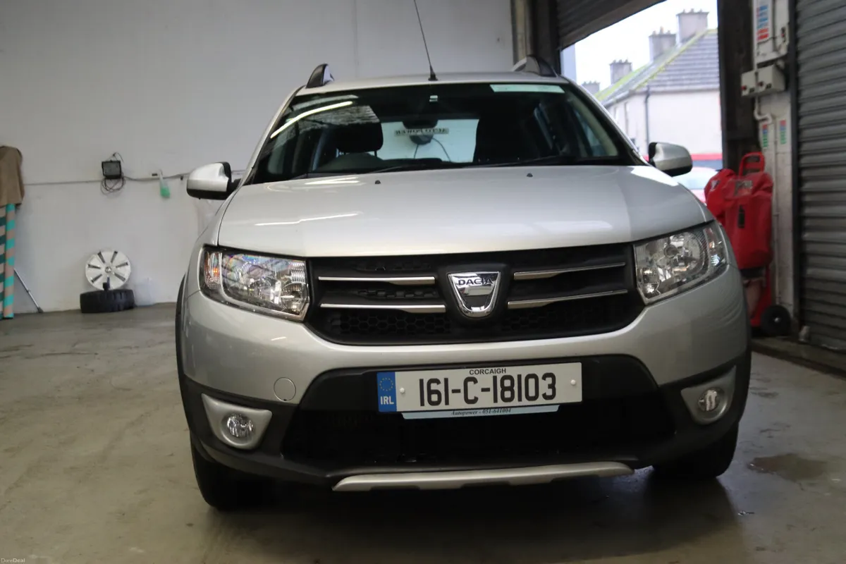 2016 Dacia Sandero Stepway .9 Petrol - Image 4