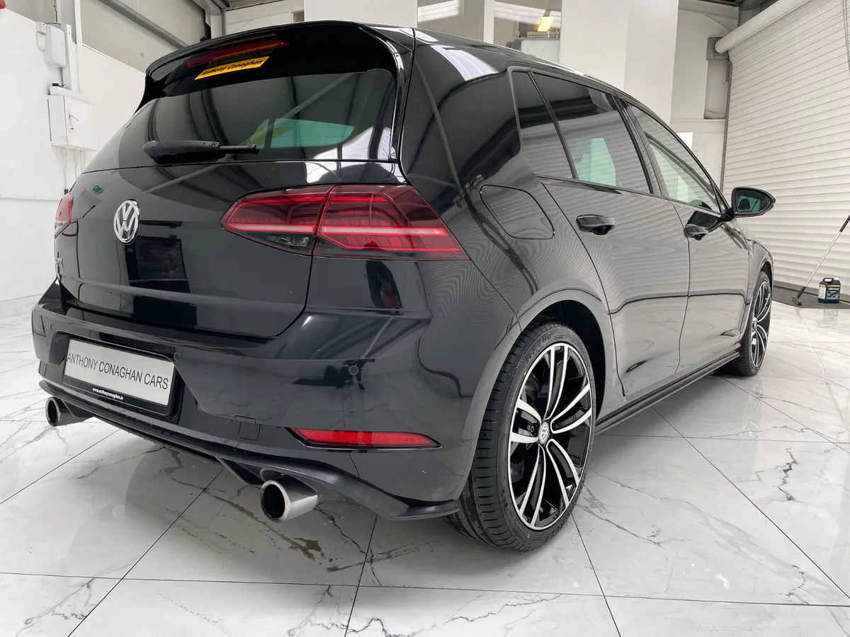 2019 Volkswagen Golf GTI - Image 3