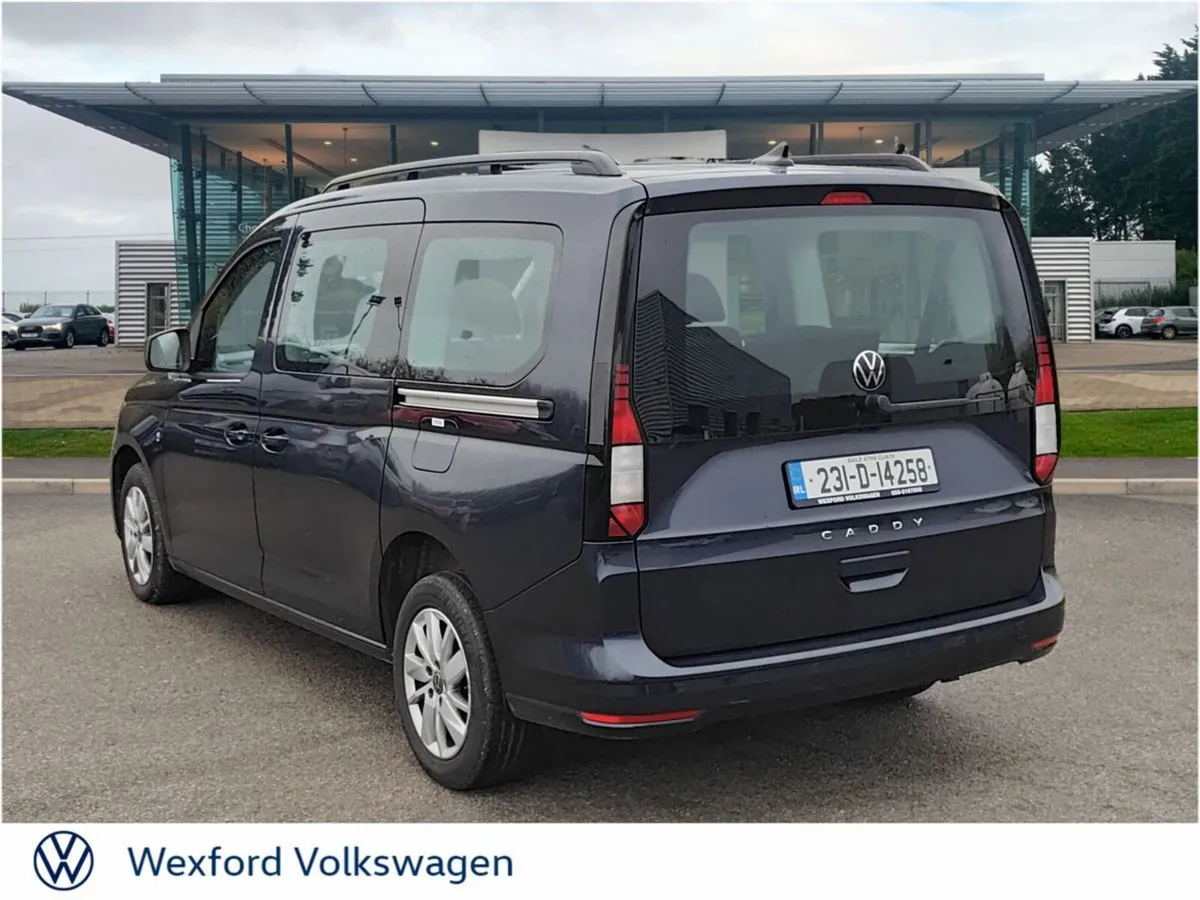 Volkswagen Caddy Maxi Life 2.0TDI 122HP AUTO - Image 4