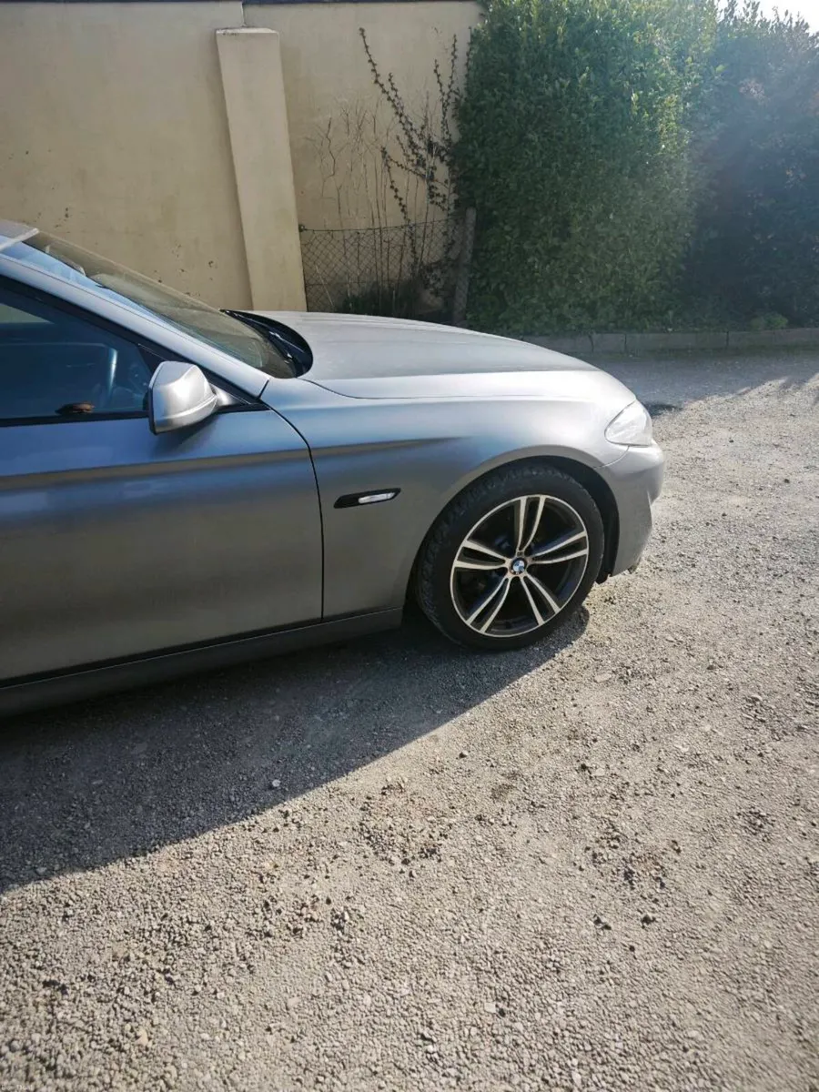 BMW 520 - Image 4
