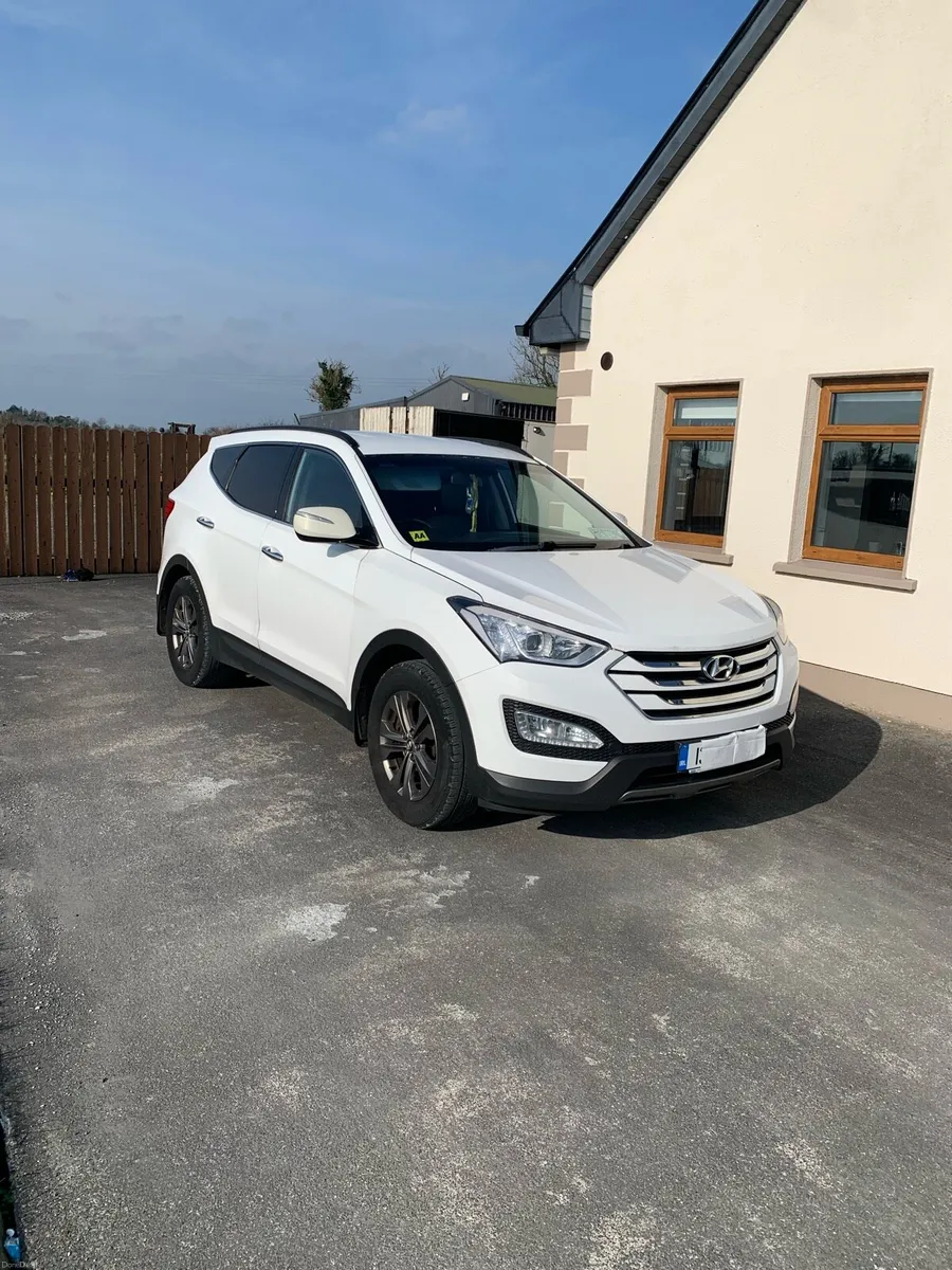 Hyundai Santa Fe - Image 2