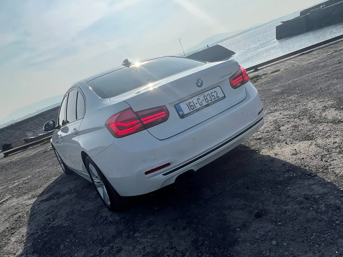 2016 BMW 320d Sport - Image 2