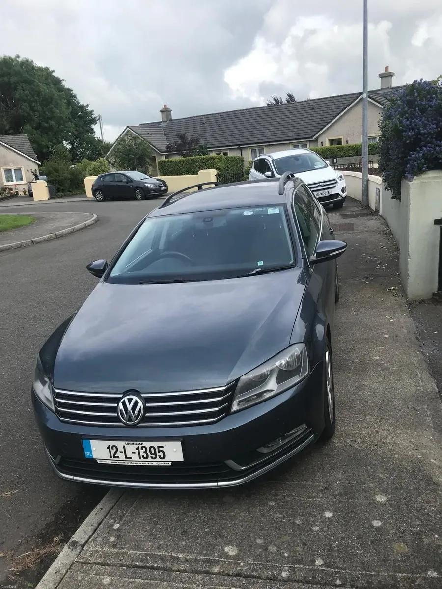 Volkswagen Passat 2012 - Image 4
