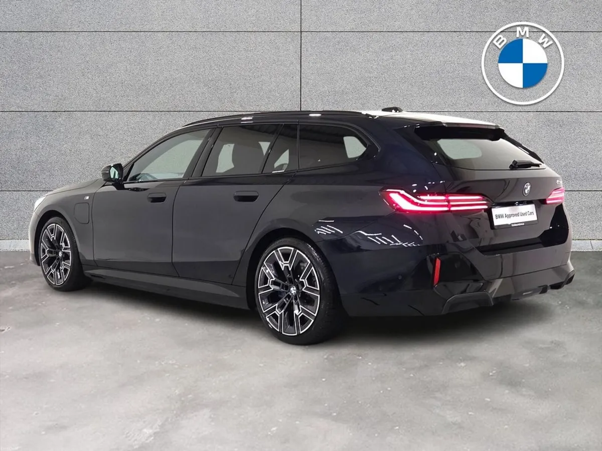 BMW 5-Series 530e M Sport Touring - Image 3
