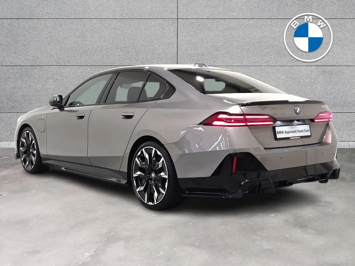 BMW 5-Series 530e M Sport Pro Saloon - Image 3