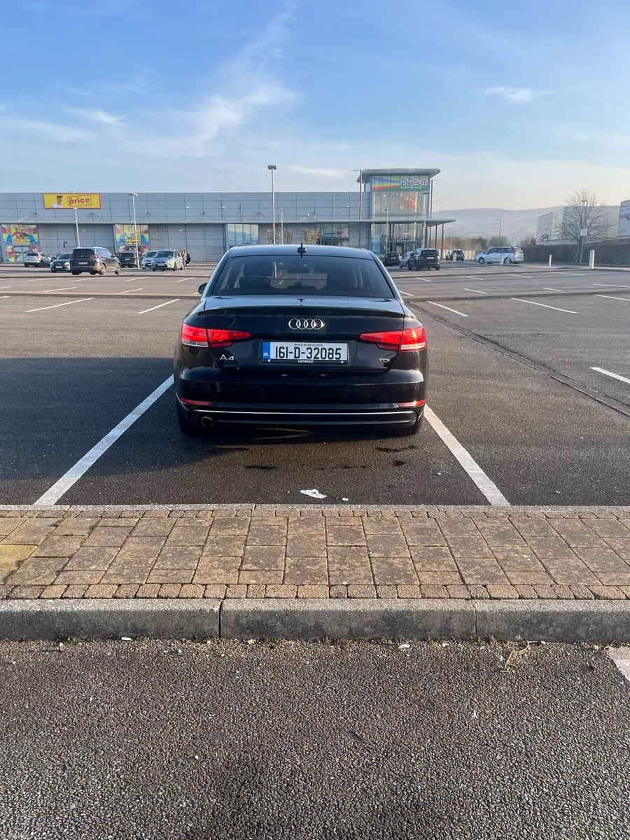 Audi A4 - Image 2