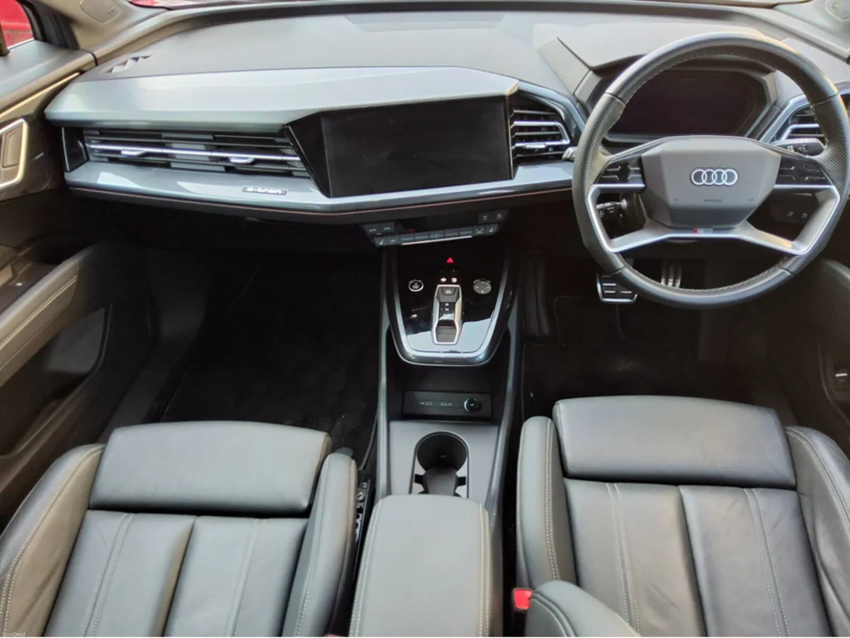 Audi Q4 e-tron S LINE 45 ** 82 kW ** Long Range ** - Image 5