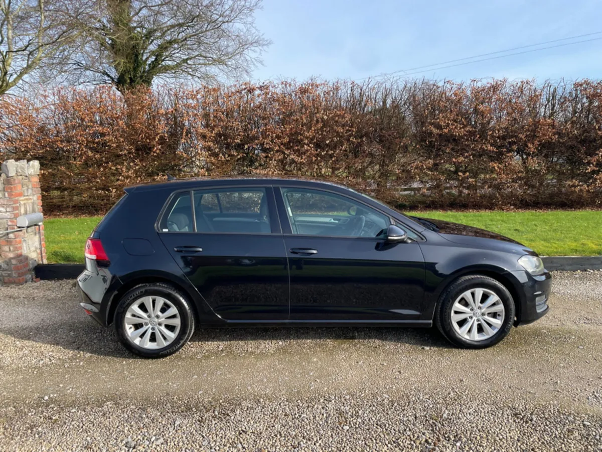 Volkswagen Golf 1.2 TSI COMFORT LINE DSG AUTO - Image 4