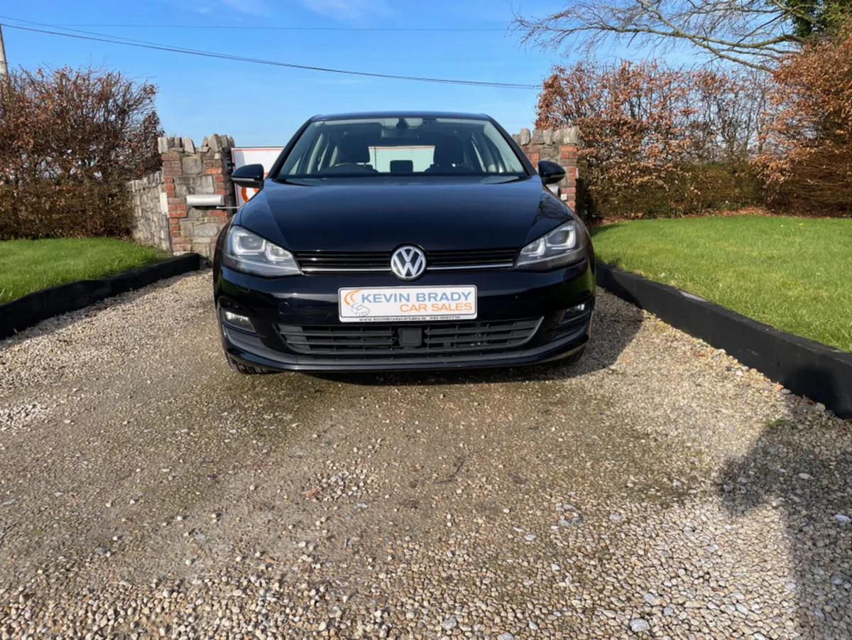 Volkswagen Golf 1.2 TSI COMFORT LINE DSG AUTO - Image 2