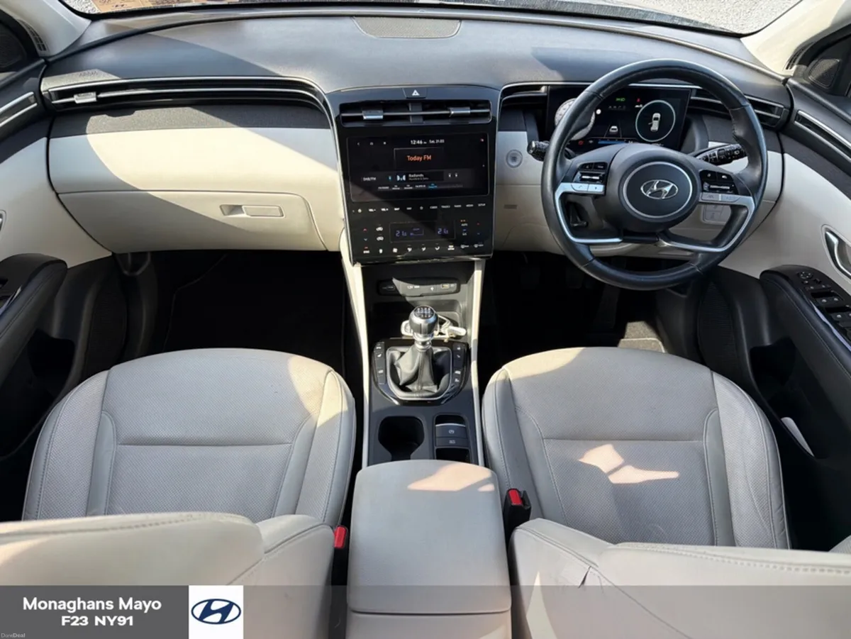 Hyundai Tucson EXECUTIVE PLUS 1.6 DIESEL - Image 2
