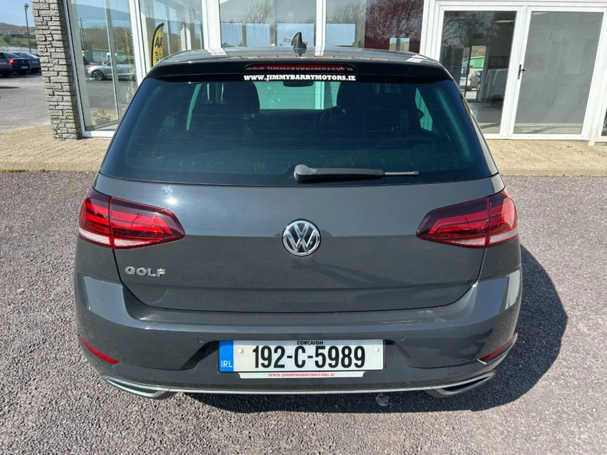 Volkswagen Golf 1.6 TDI GT 115PS 5DR - Image 4