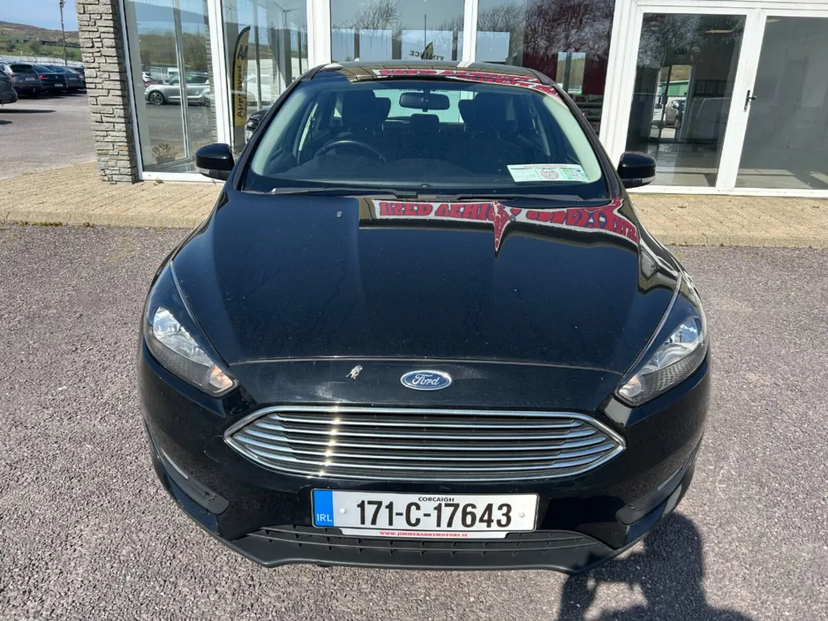 Ford Focus ZETEC S/S 120PS 5DR 1.5 TDCI - Image 3
