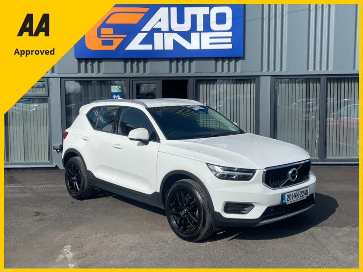 Volvo XC40 T3 MOMENTUM 5DR - Image 1