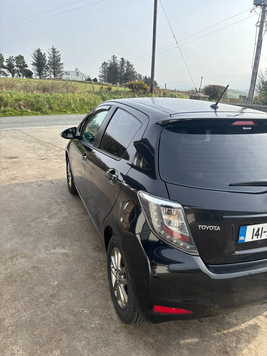 2014 Toyota Yaris 1.4 diesel - Image 2