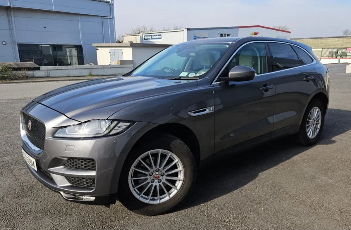 Jaguar F-Pace 2016 - Image 3