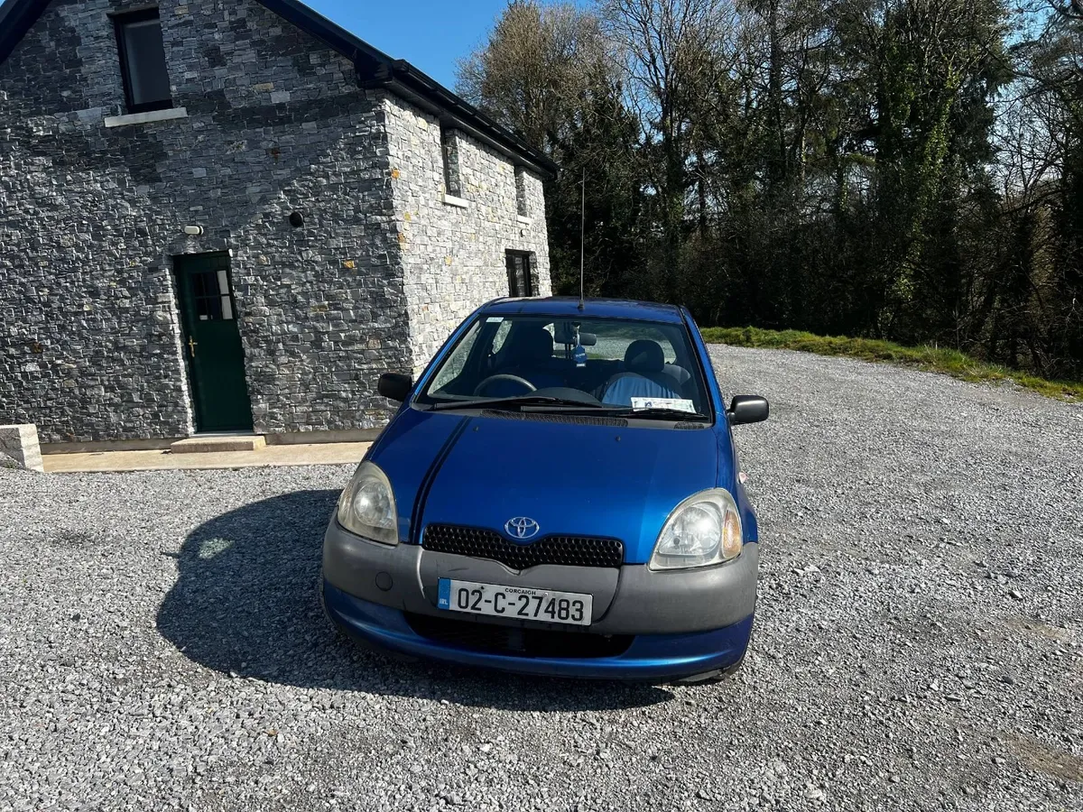 Toyota Yaris 2002 - Image 3