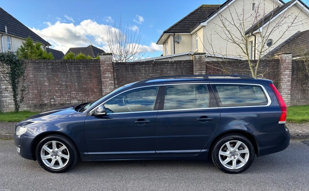 Volvo V70 2.0Ltr D4  2014 - Image 4