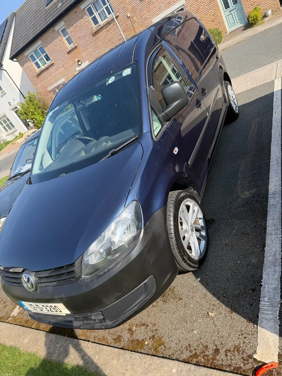 Volkswagen Caddy Maxi - Image 4