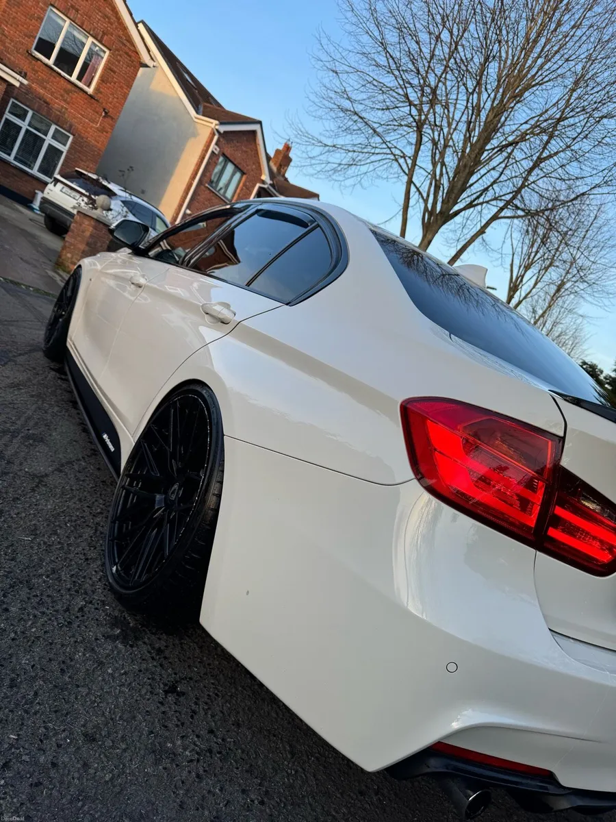 BMW 320D M SPORT PLUS - Image 4