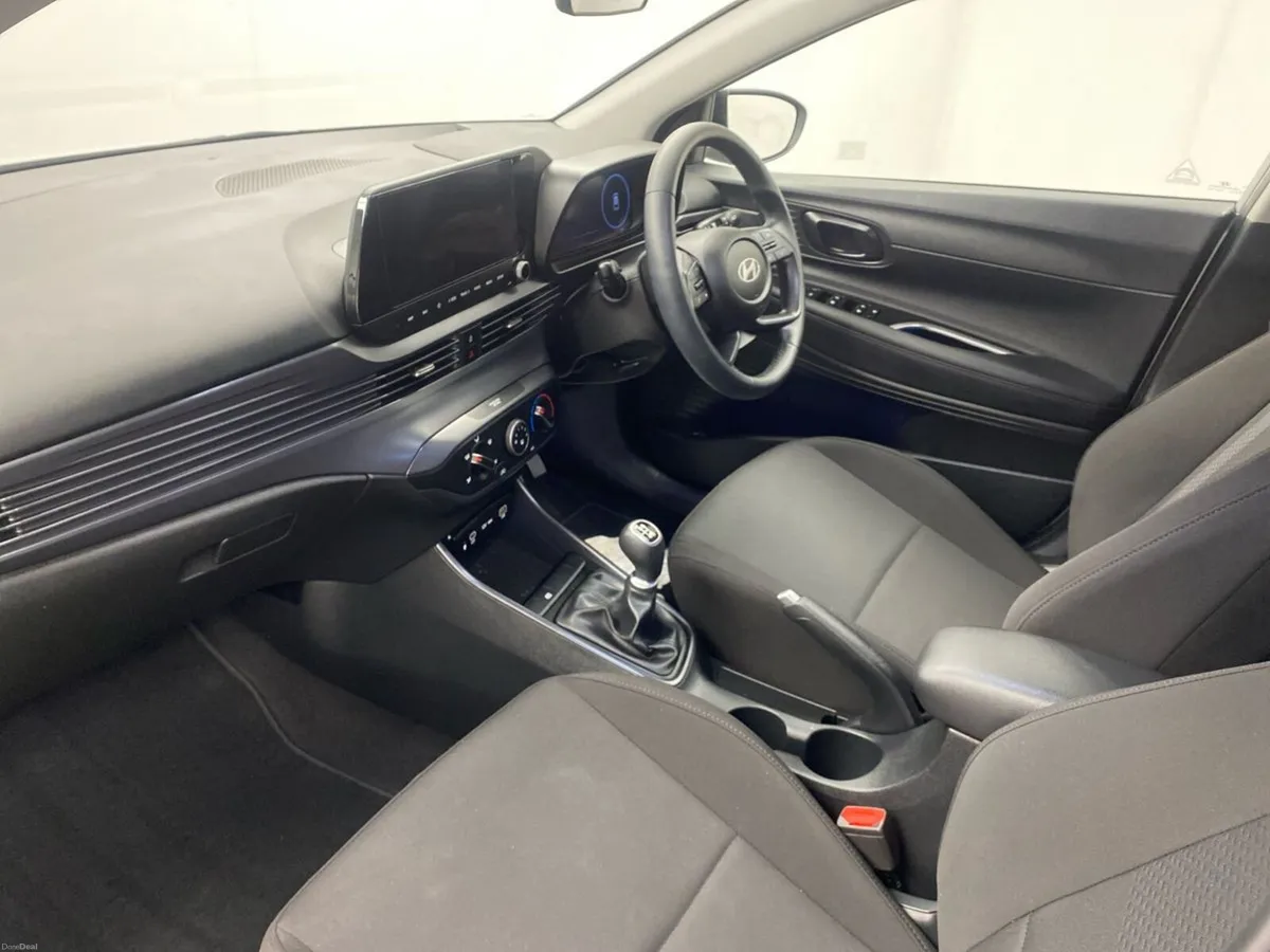 Hyundai i20 i20 Deluxe Plus - Image 2