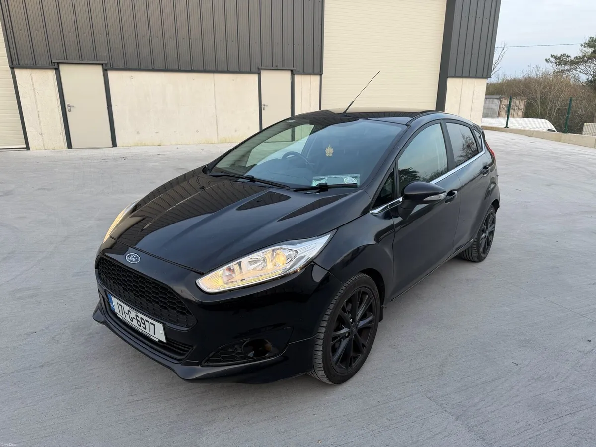 2017 FORD FIESTA NCT 4-27 LOW KMS ( PETROL ) - Image 1